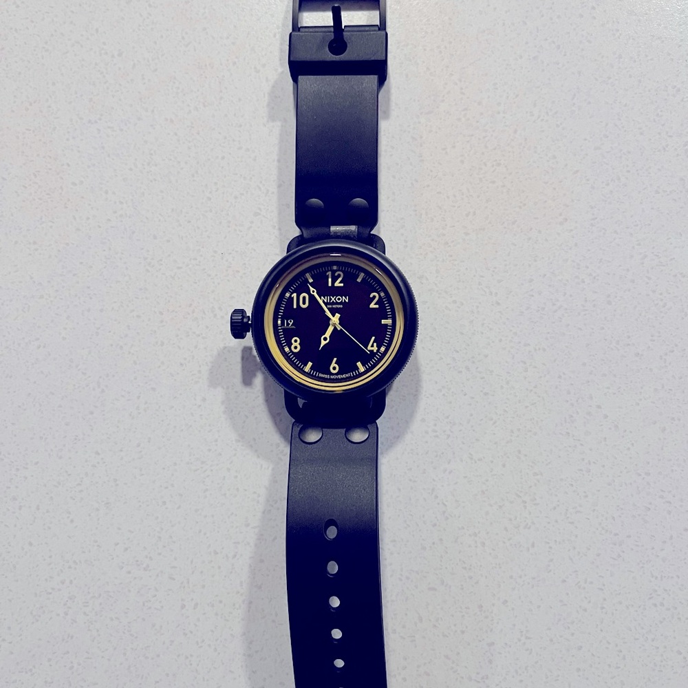 Men's Nixon The October  Lefty  48mm rubber band Battle stations Watch.